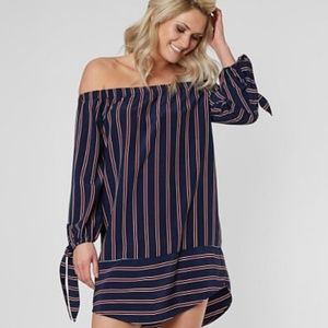 NWOT Off the Shoulder Daytrip Dress